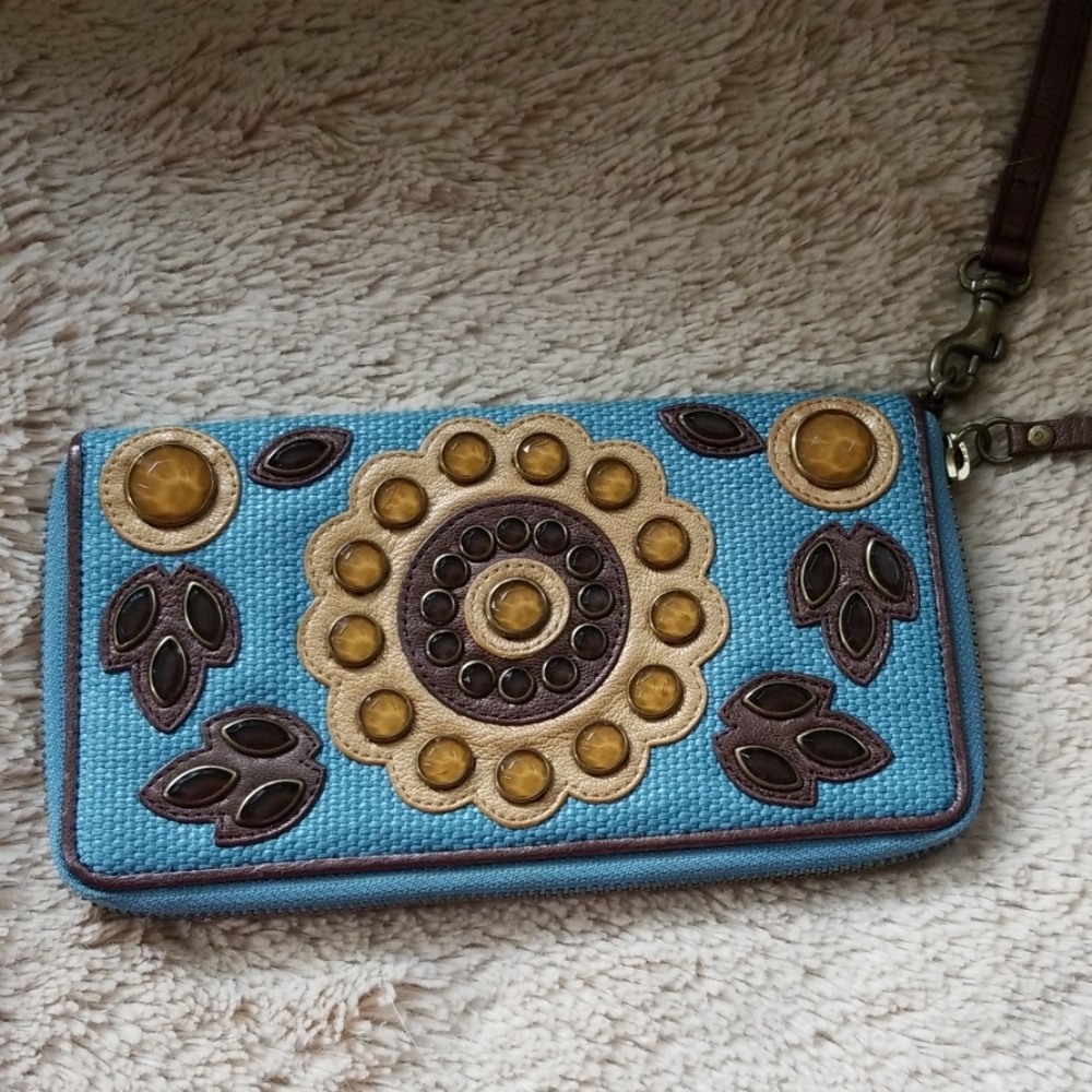 Isabella Fiore wristlet